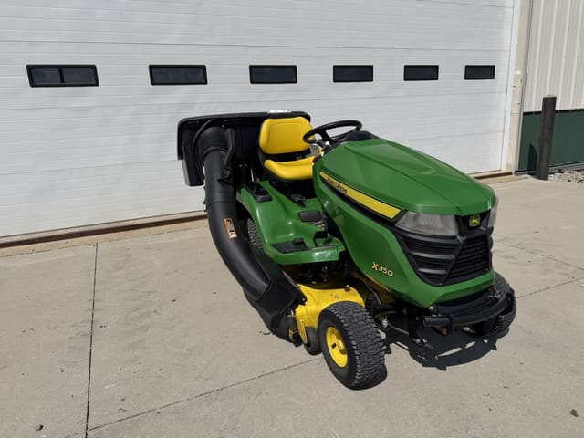 Image of John Deere X350 equipment image 3