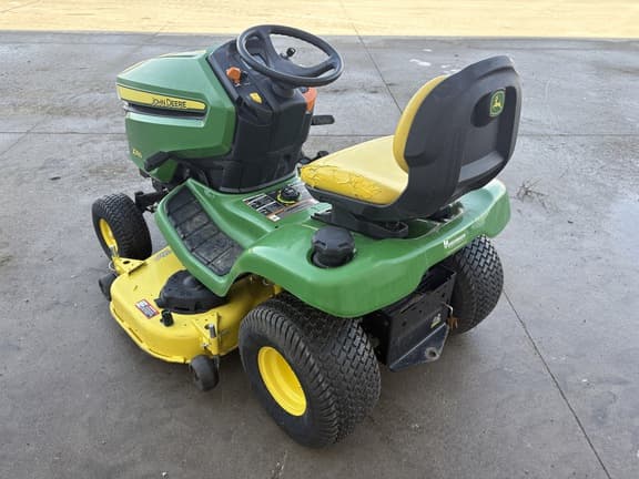 Image of John Deere X350 equipment image 4