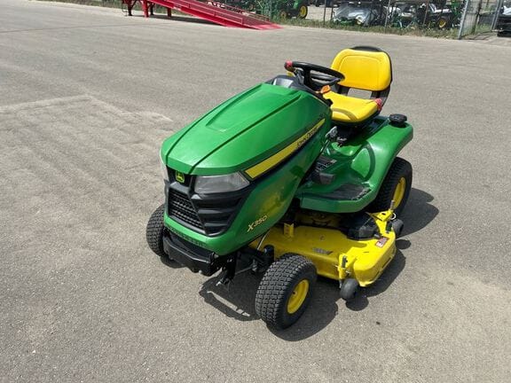 Main image John Deere X350