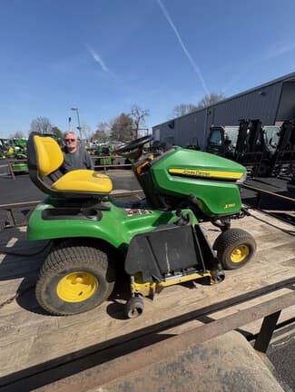 Image of John Deere X350 equipment image 1