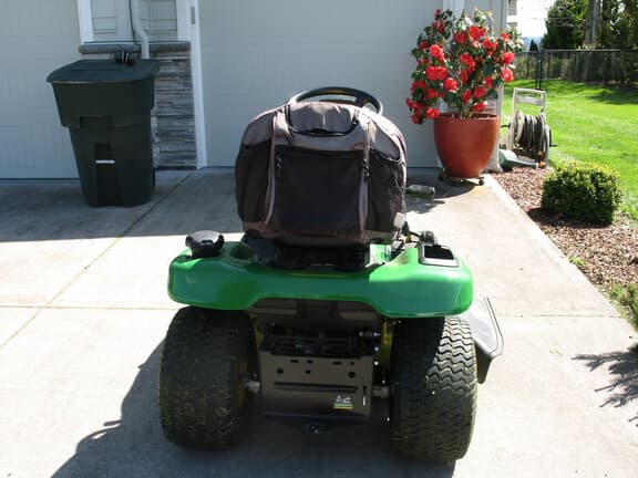 Image of John Deere X350 equipment image 1