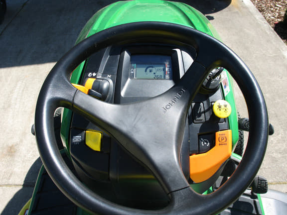Image of John Deere X350 equipment image 4