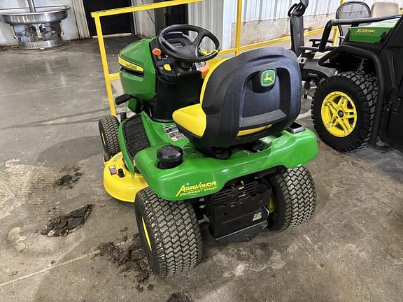 Image of John Deere X350 equipment image 2
