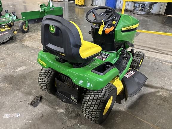 Image of John Deere X350 equipment image 4