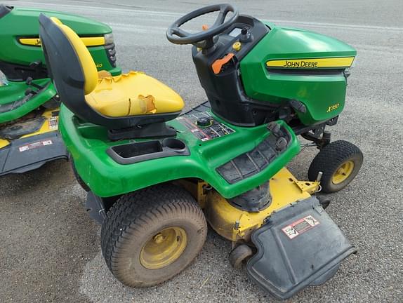 Image of John Deere X350 equipment image 3