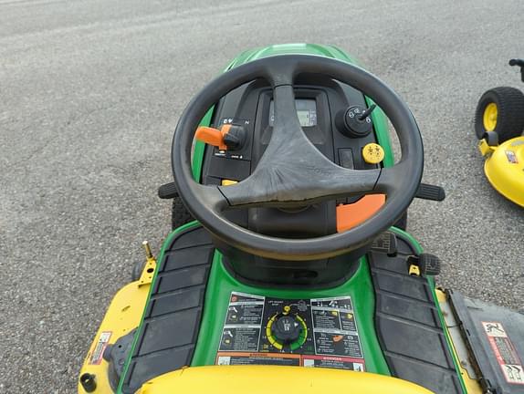 Image of John Deere X350 equipment image 4