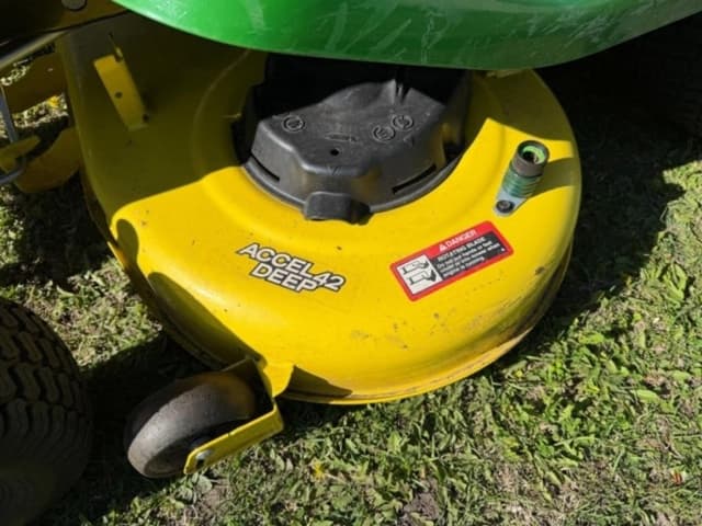 Image of John Deere X350 equipment image 3