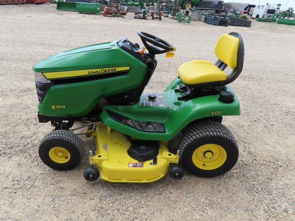 Image of John Deere X354 equipment image 4
