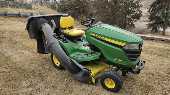 2018 John Deere X354 Equipment Image0