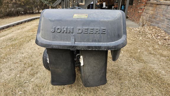 Image of John Deere X354 equipment image 4