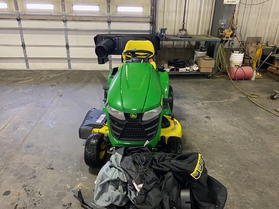 Main image John Deere X354