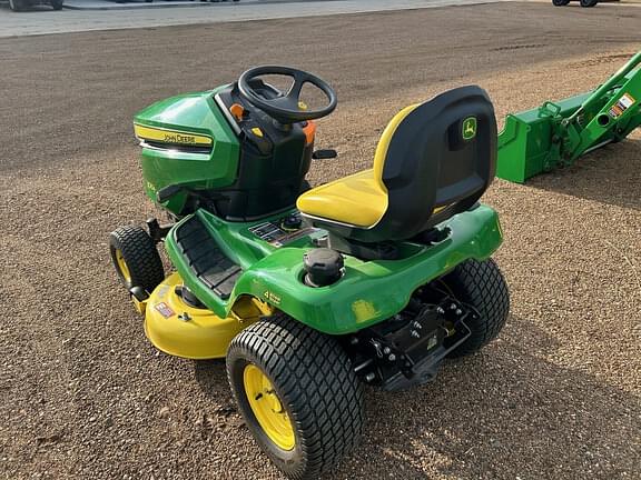 Image of John Deere X354 equipment image 3