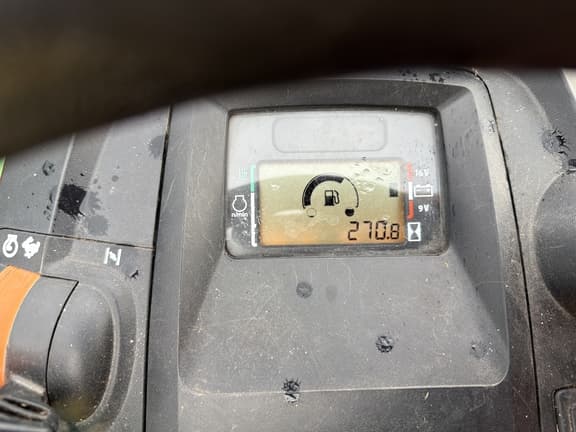 Image of John Deere X370 equipment image 1