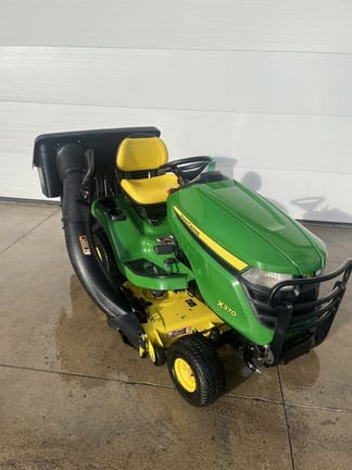 Main image John Deere X370