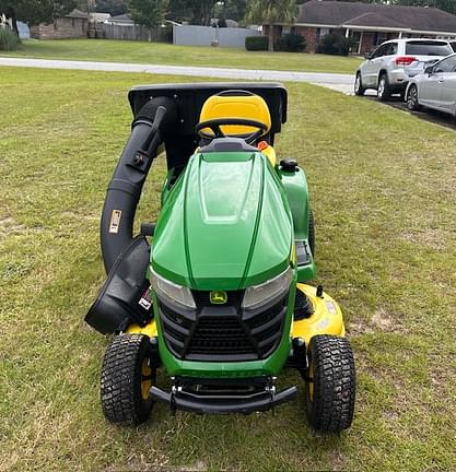 Image of John Deere X370 equipment image 1