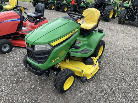 Image of John Deere X380 equipment image 1
