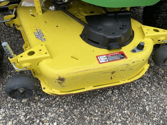 Image of John Deere X380 equipment image 4