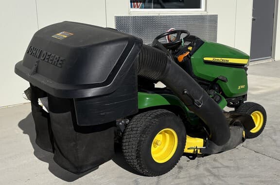 Image of John Deere X380 equipment image 2
