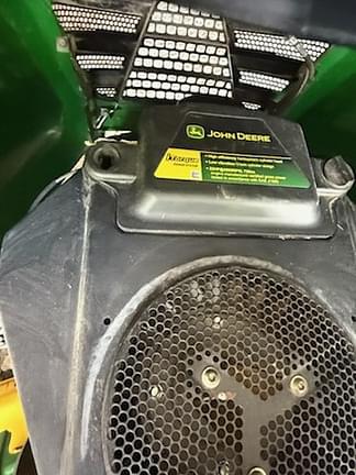 Image of John Deere X380 equipment image 4