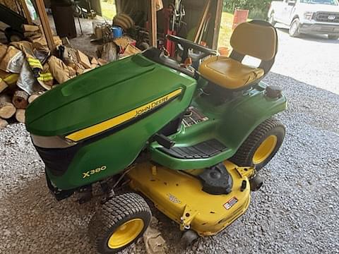Image of John Deere X380 equipment image 1