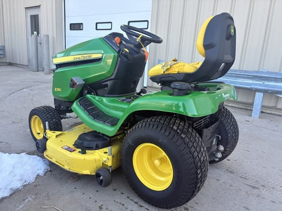 Image of John Deere X380 equipment image 3