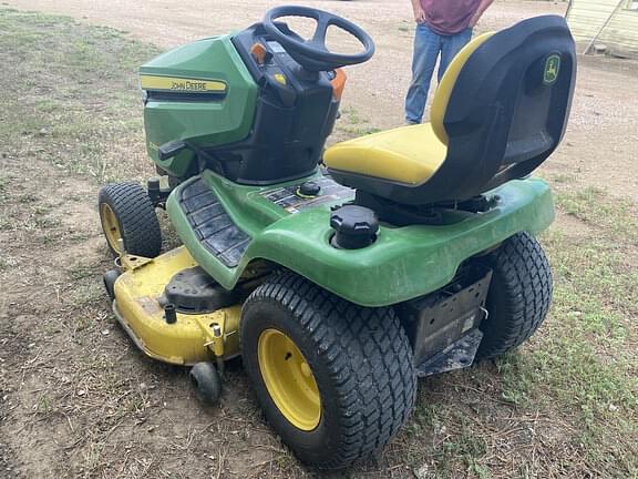 Image of John Deere X380 equipment image 2