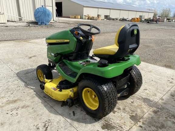 Image of John Deere X380 equipment image 3