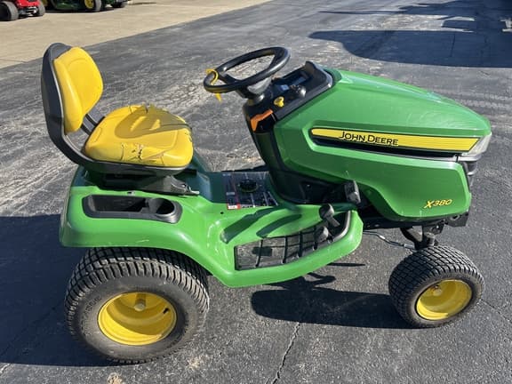 Image of John Deere X380 equipment image 2