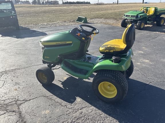 Image of John Deere X380 equipment image 4