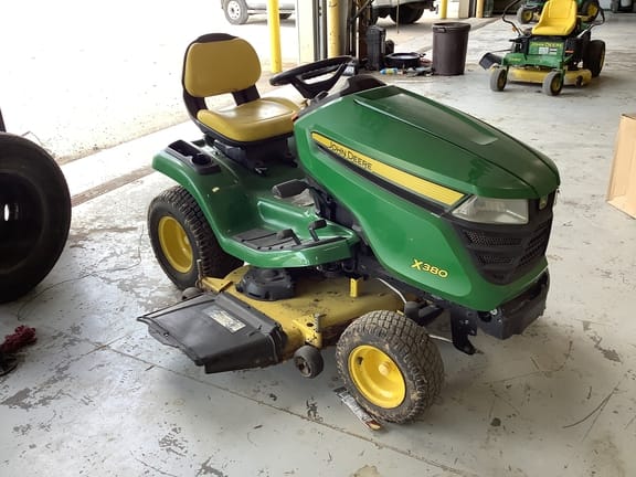 2018 John Deere X380 Equipment Image0