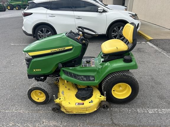 Image of John Deere X380 equipment image 1