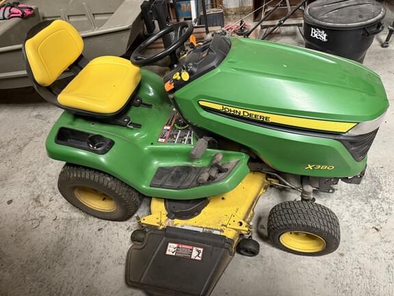 Image of John Deere X380 equipment image 3