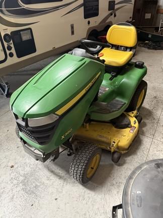 Image of John Deere X380 equipment image 2
