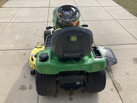 Image of John Deere X380 equipment image 3