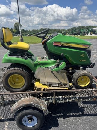 Image of John Deere X380 equipment image 1