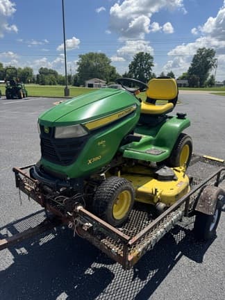 Image of John Deere X380 equipment image 4