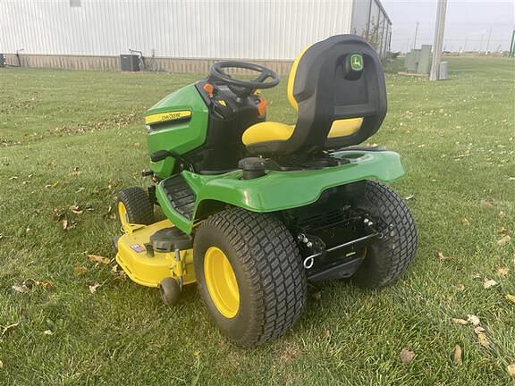 Image of John Deere X380 equipment image 1