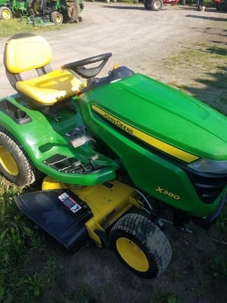 Main image John Deere X380