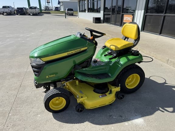 Image of John Deere X380 equipment image 2