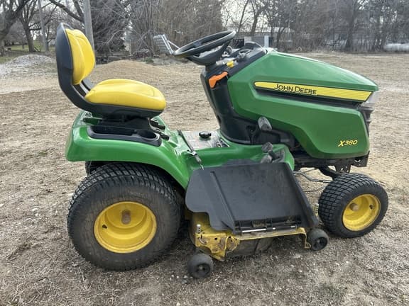 Image of John Deere X380 equipment image 2