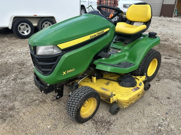 Image of John Deere X380 equipment image 1