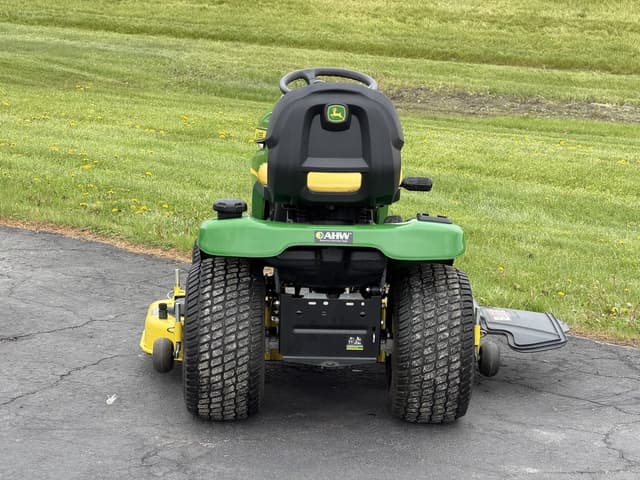 Image of John Deere X390 equipment image 3