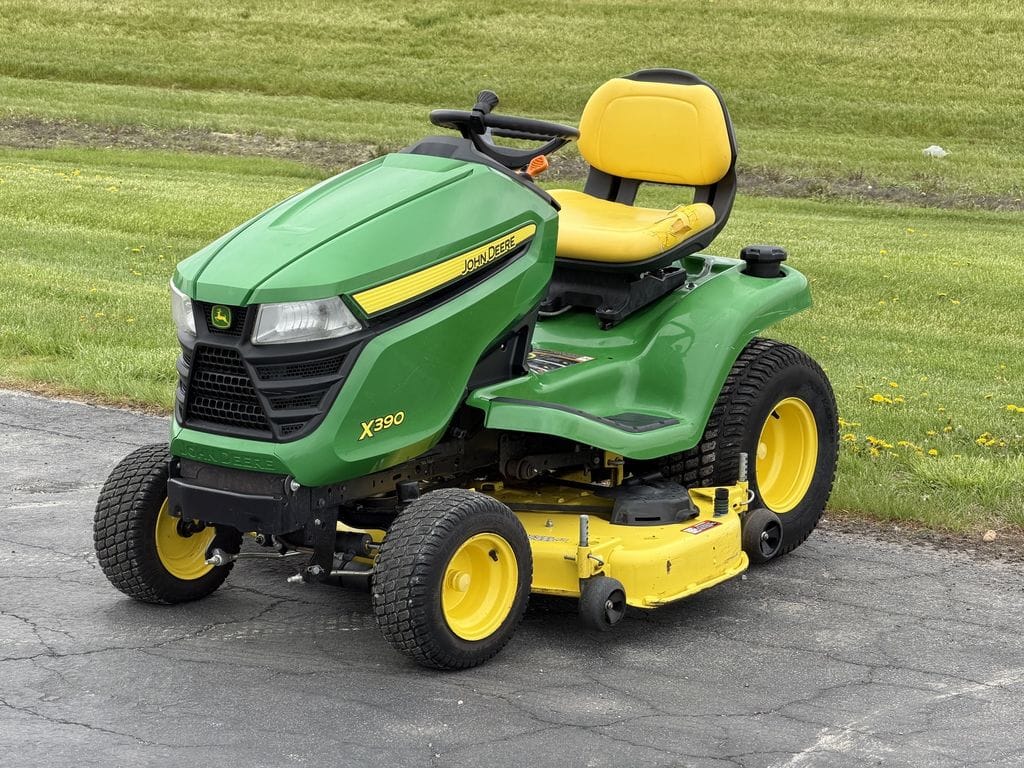 Main image John Deere X390