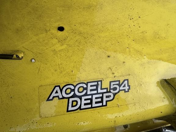 Image of John Deere X390 equipment image 3