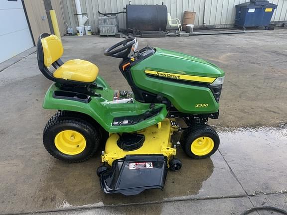 Image of John Deere X390 Primary image