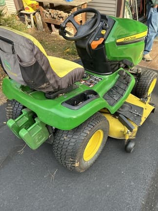 Image of John Deere X390 equipment image 1