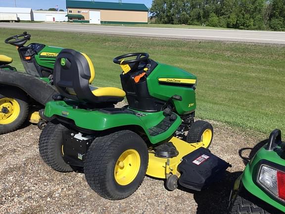 Image of John Deere X390 equipment image 3