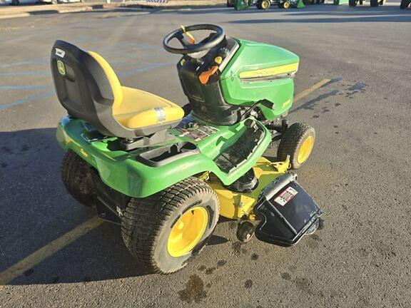 Image of John Deere X390 equipment image 4