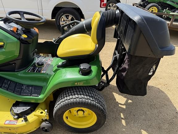 Image of John Deere X394 equipment image 3