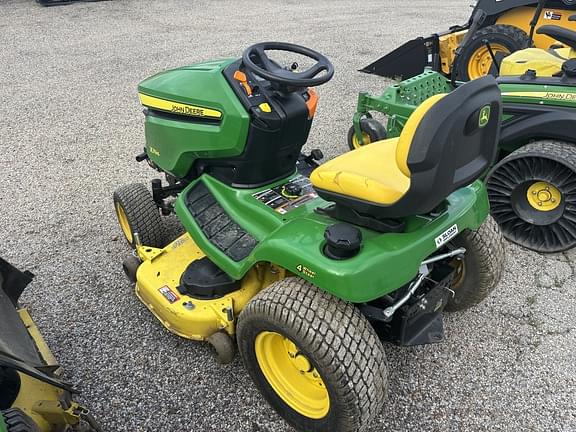 Image of John Deere X394 equipment image 3